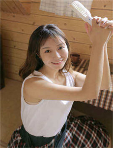 危险关系教授和女大学生.